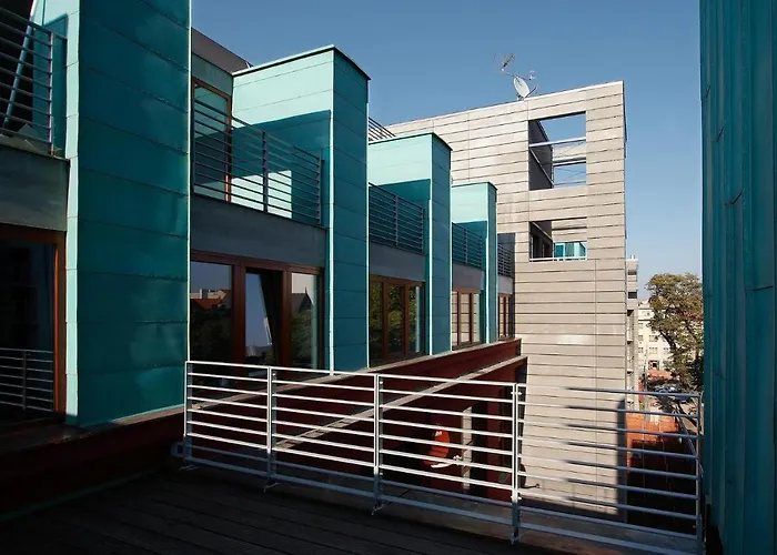Fully Renovated Stylish Duplex In A Convenient Location * Prag