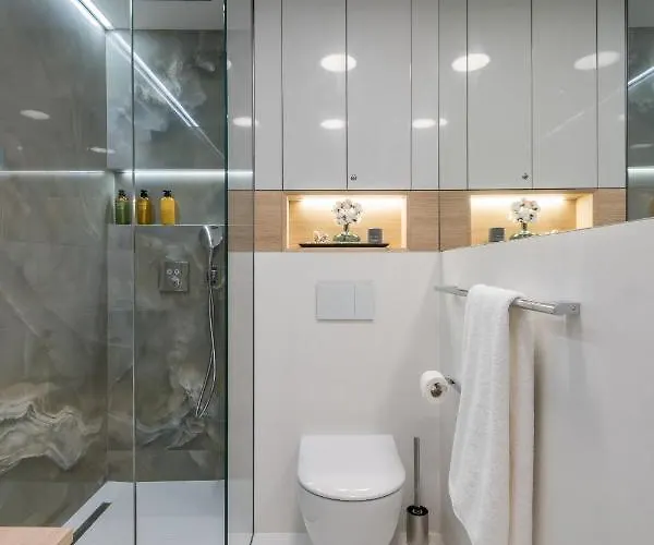 Appartement Fully Renovated Stylish Duplex In A Convenient Location