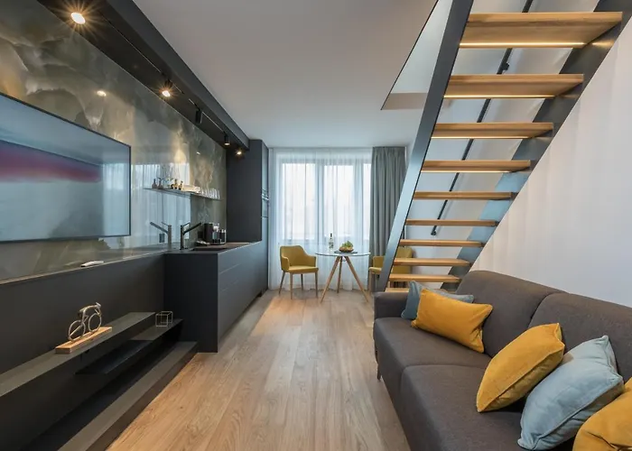 Fully Renovated Stylish Duplex In A Convenient Location Appartement Prague